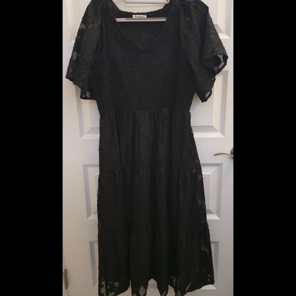 Elegant Black Lace Dress